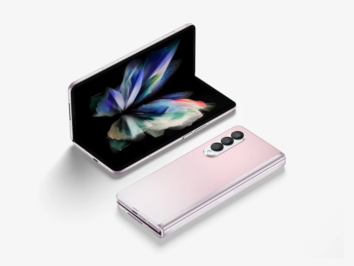 Samsung Galaxy Z Fold3, 03