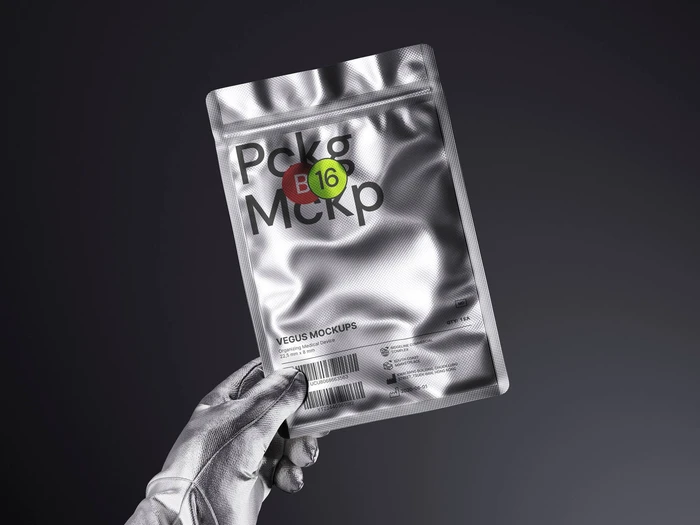 Vegus, Pouch Mockup with Hand, 15
