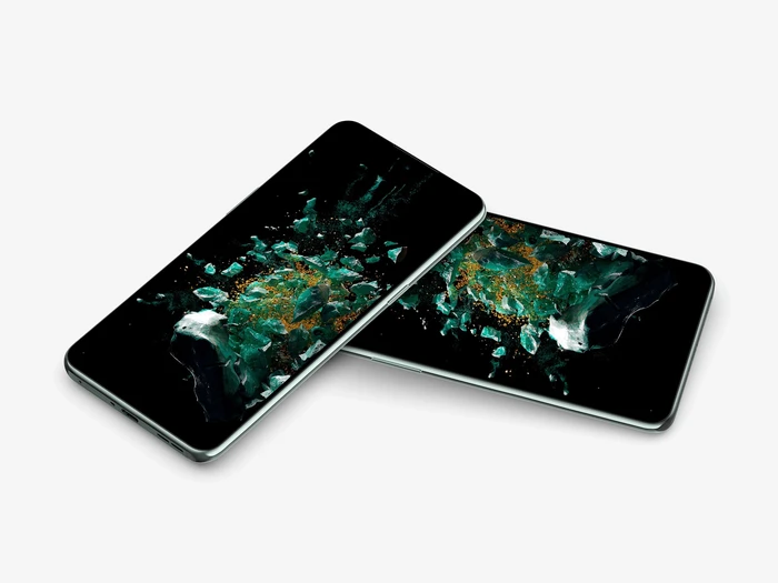 OnePlus 10T Mockup, 13