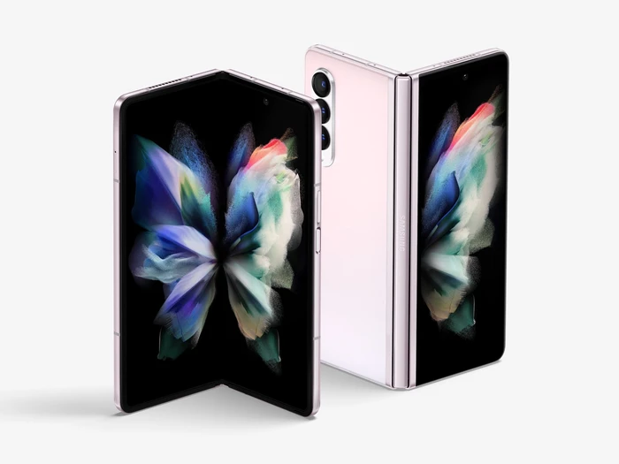 Samsung Galaxy Z Fold3, 21